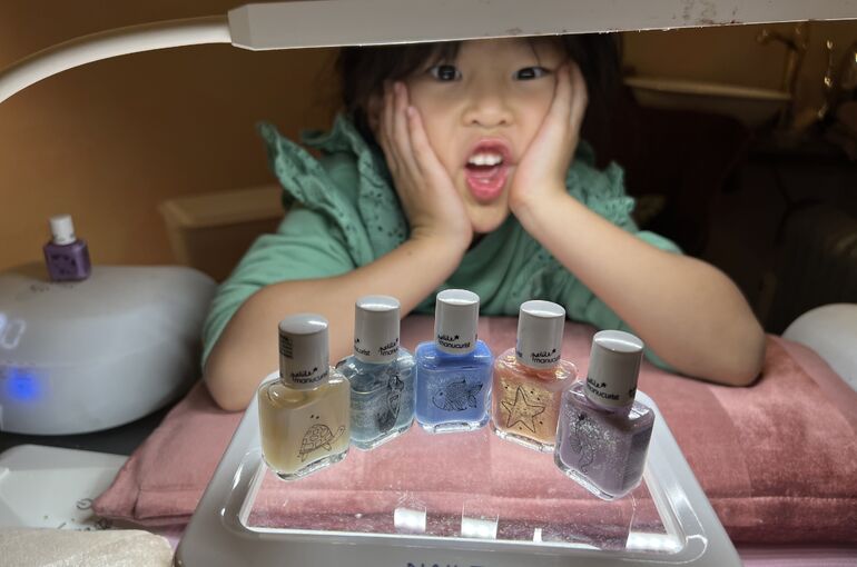 子供ネイルカラー